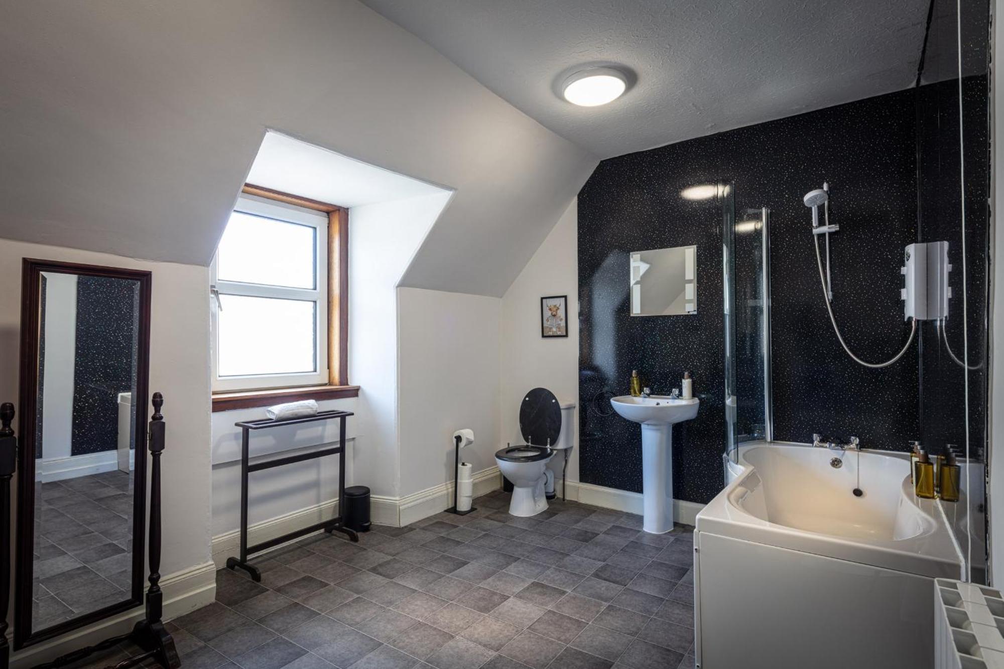 Appartamento 9A Bayfield Lane Portree Esterno foto